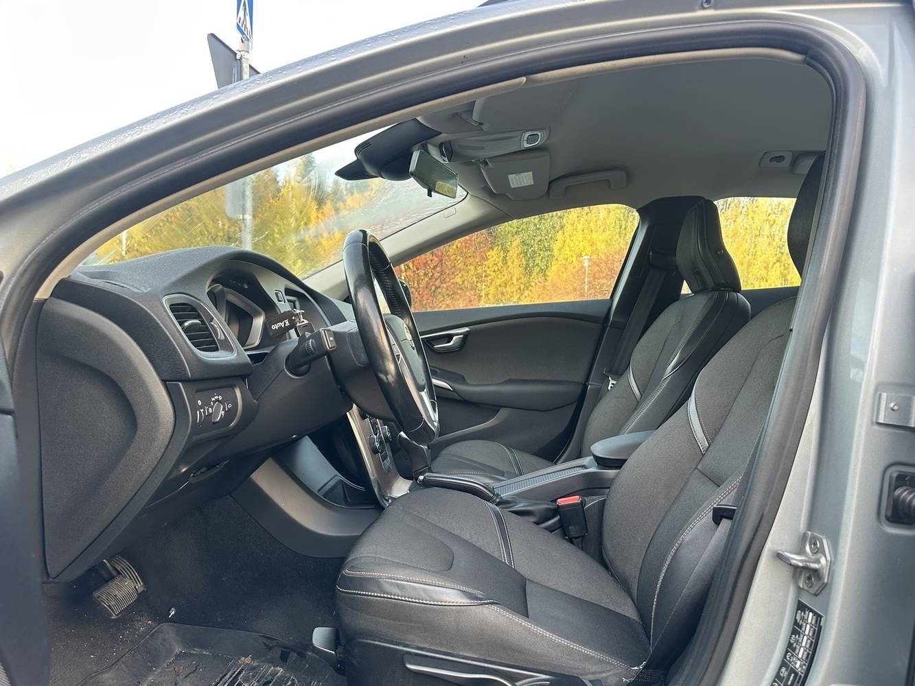 Volvo V40 Cross Country vaihtoauto