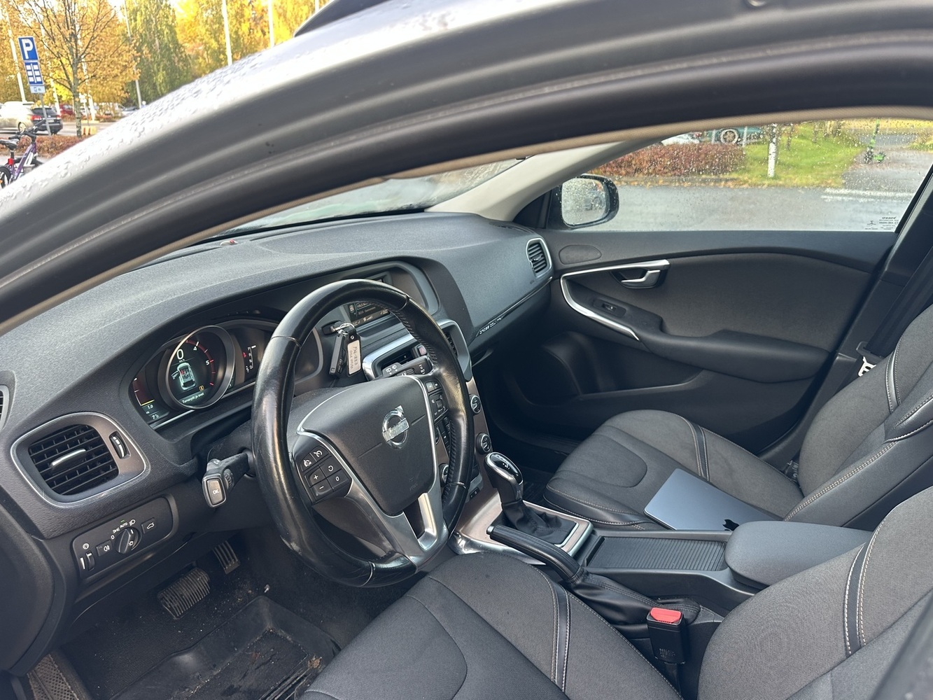 Volvo V40 Cross Country vaihtoauto