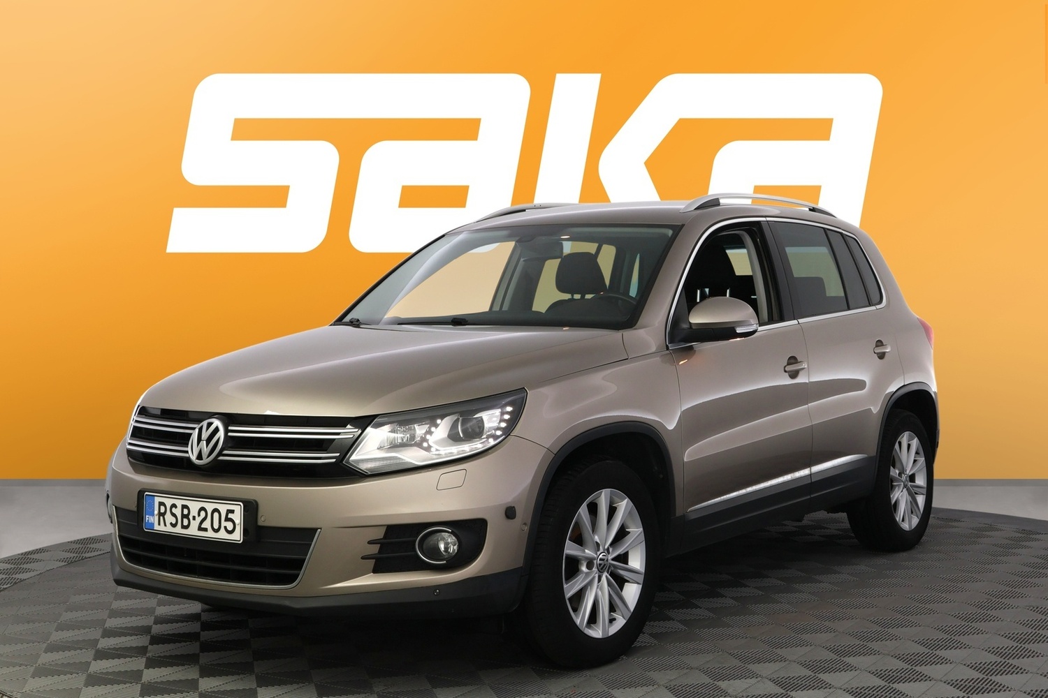 Volkswagen Tiguan vaihtoauto