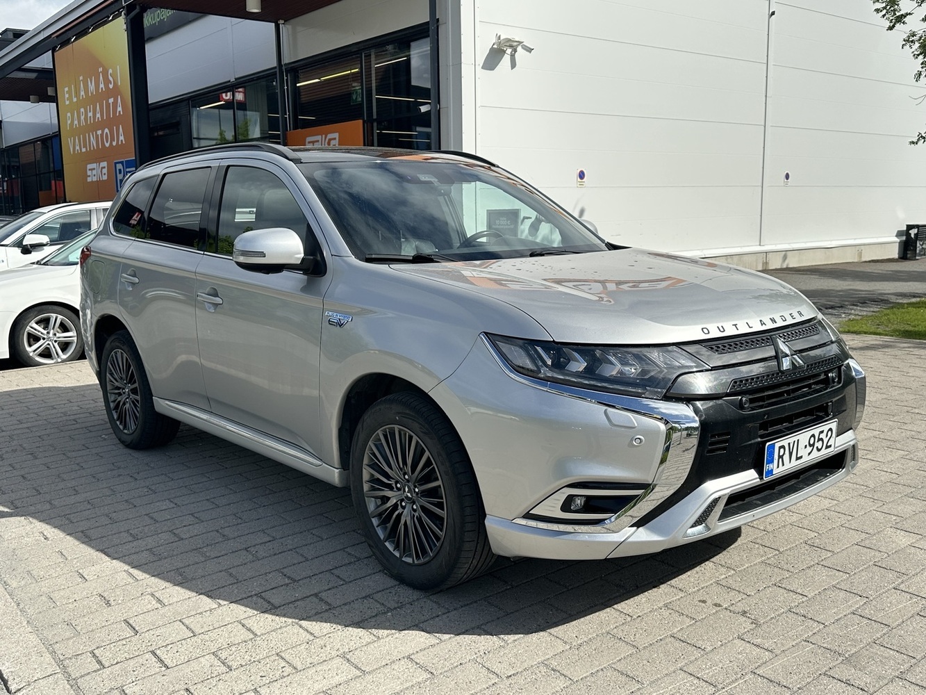 Mitsubishi Outlander vaihtoauto