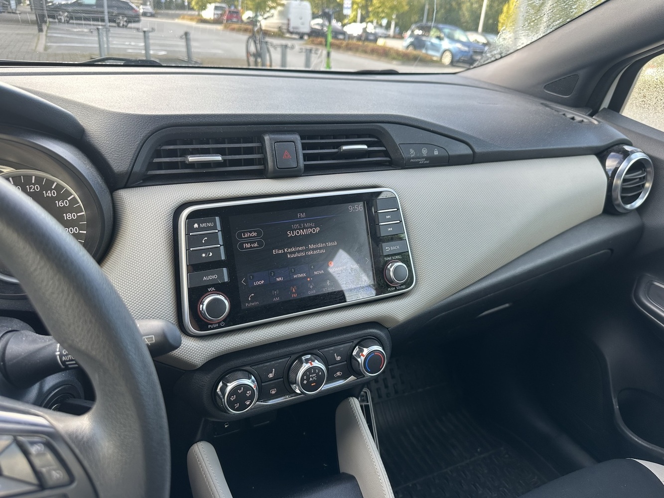 Nissan Micra vaihtoauto