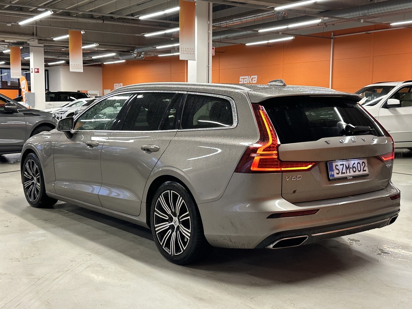 Volvo V60 vaihtoauto