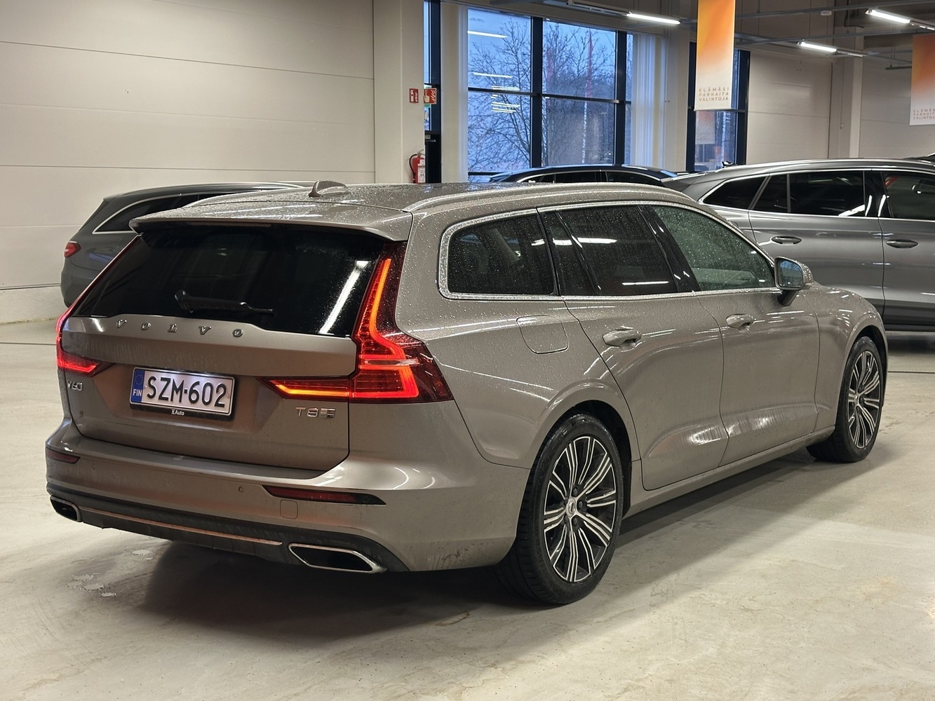 Volvo V60 vaihtoauto