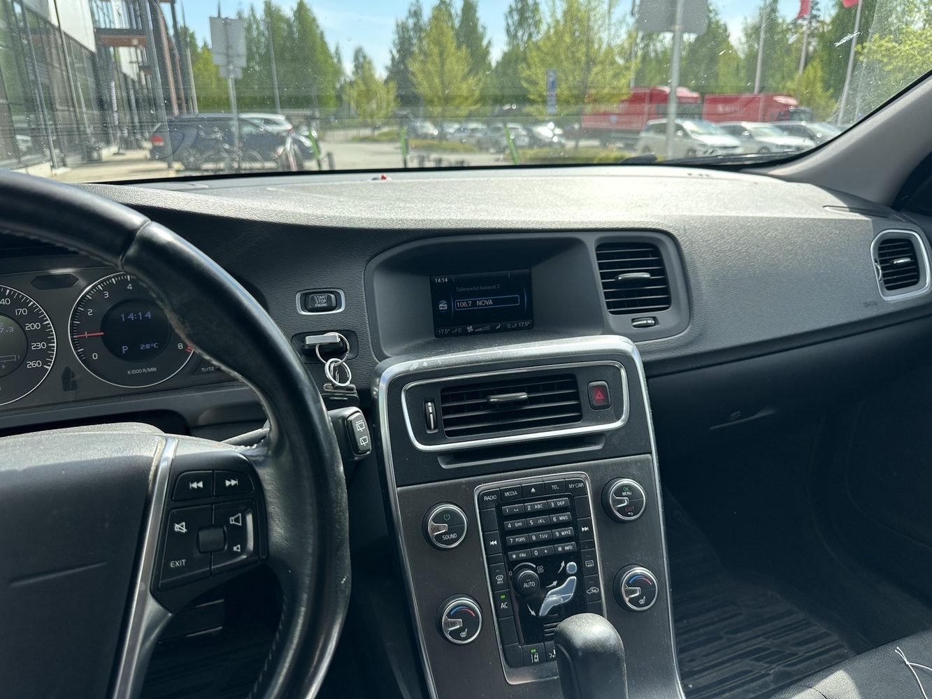 Volvo V60 vaihtoauto