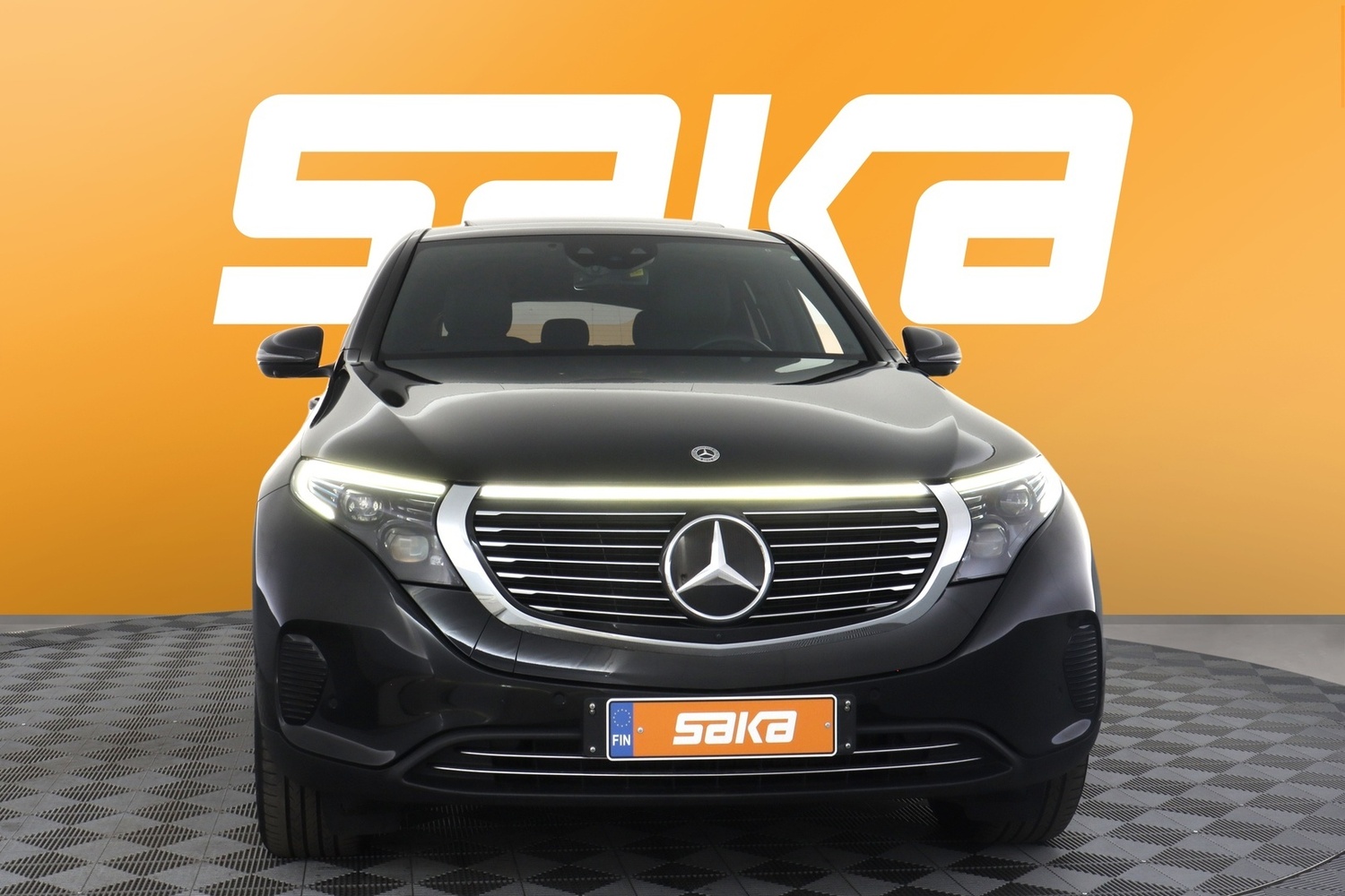 Mercedes-Benz EQC vaihtoauto