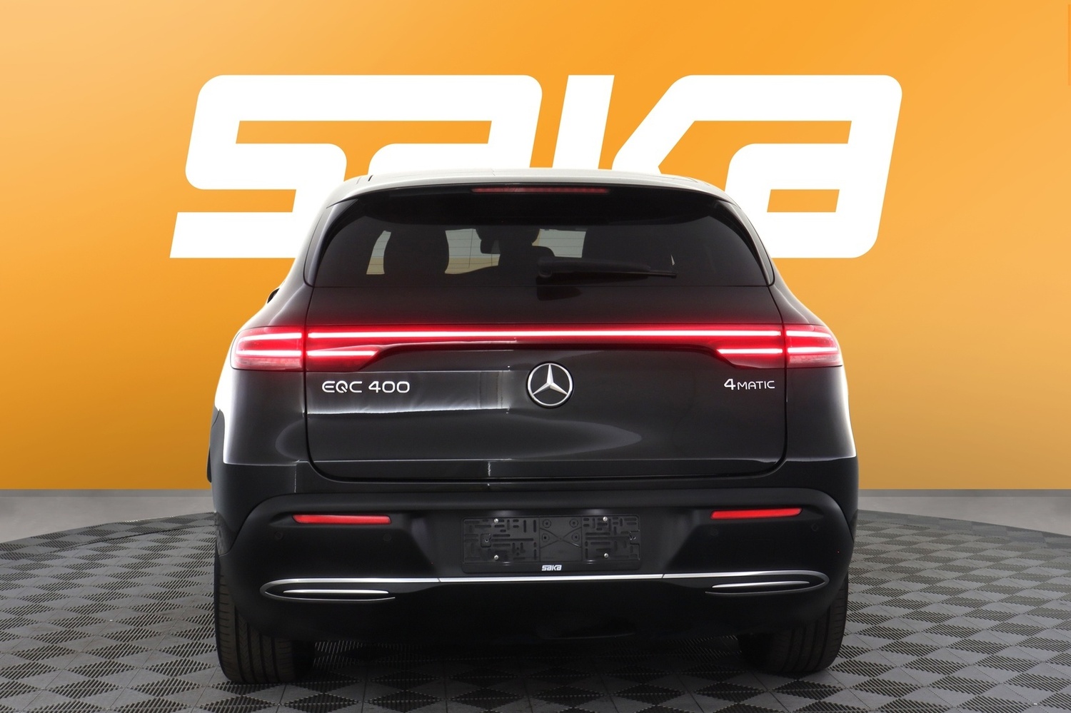 Mercedes-Benz EQC vaihtoauto