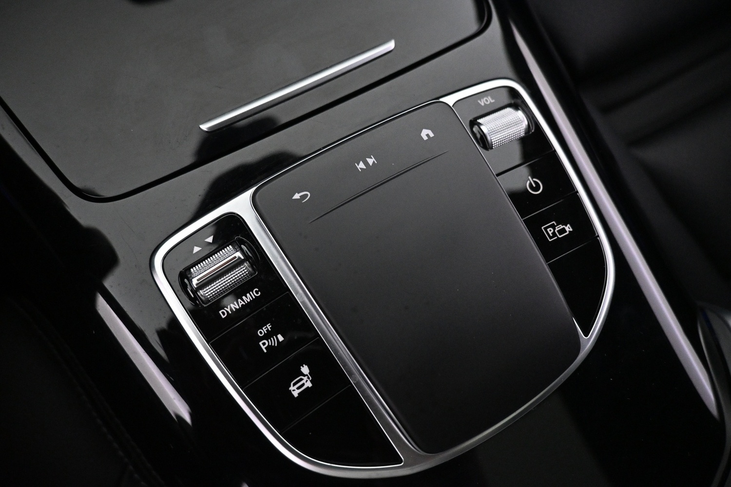 Mercedes-Benz EQC vaihtoauto