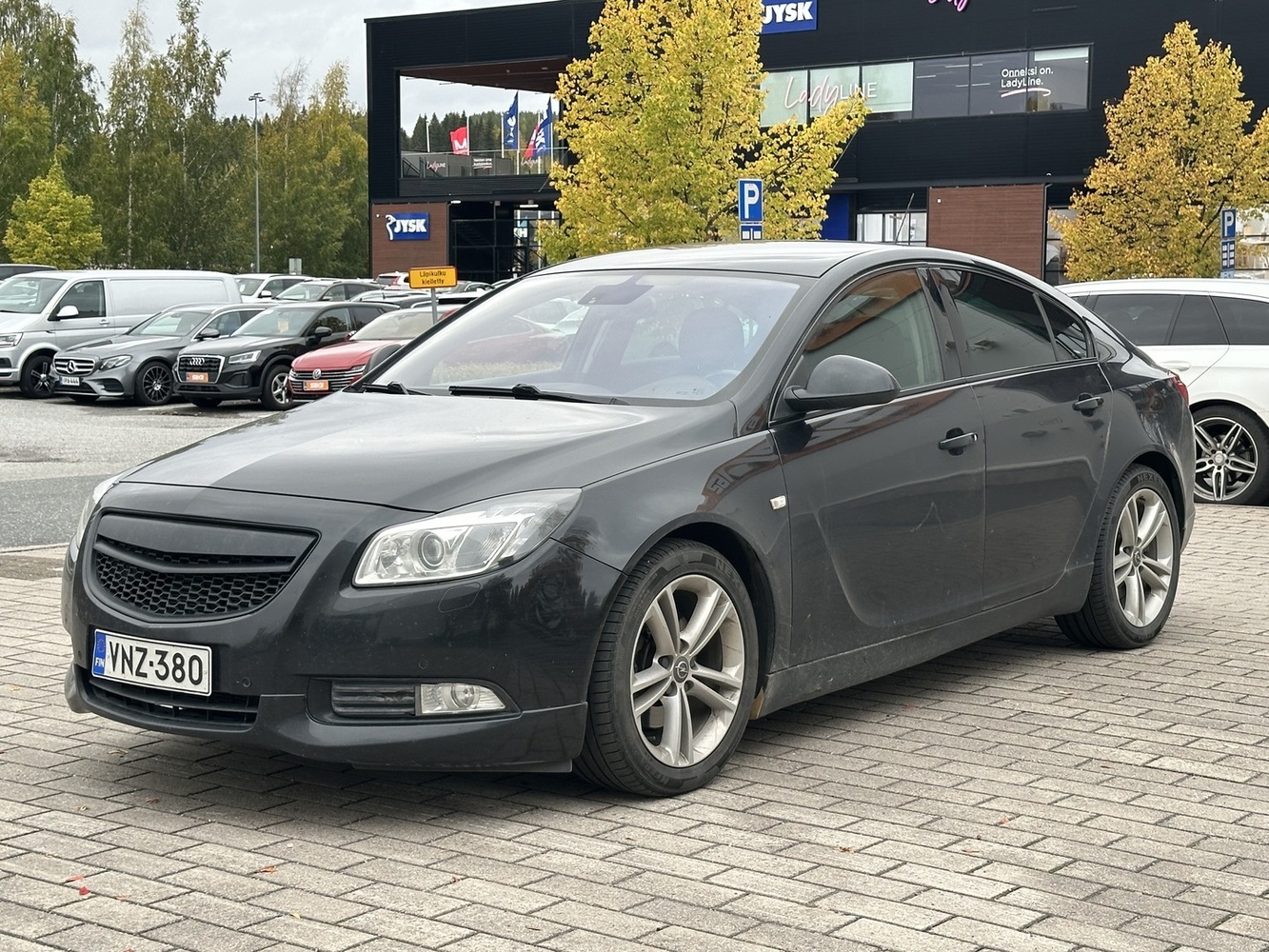 Opel Insignia vaihtoauto