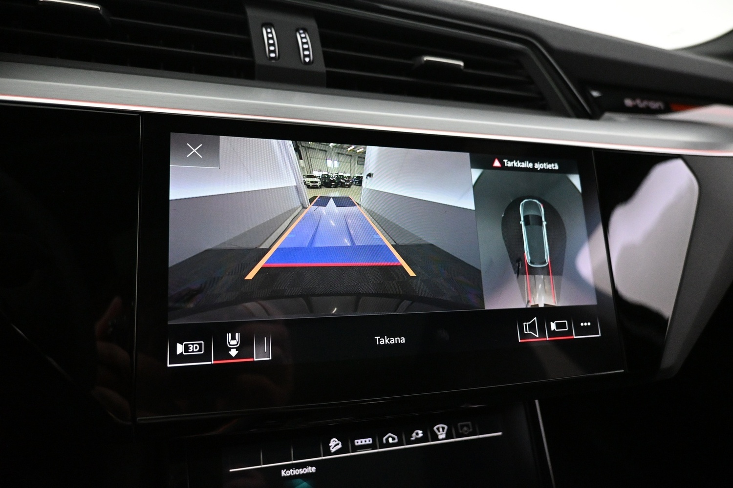 Audi e-tron vaihtoauto