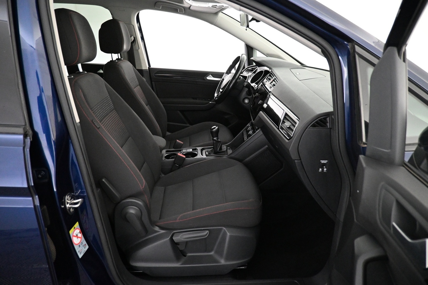 Volkswagen Touran vaihtoauto