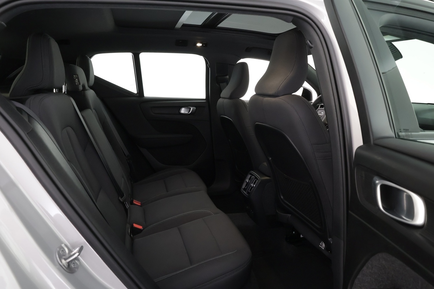 Volvo EX40 vaihtoauto