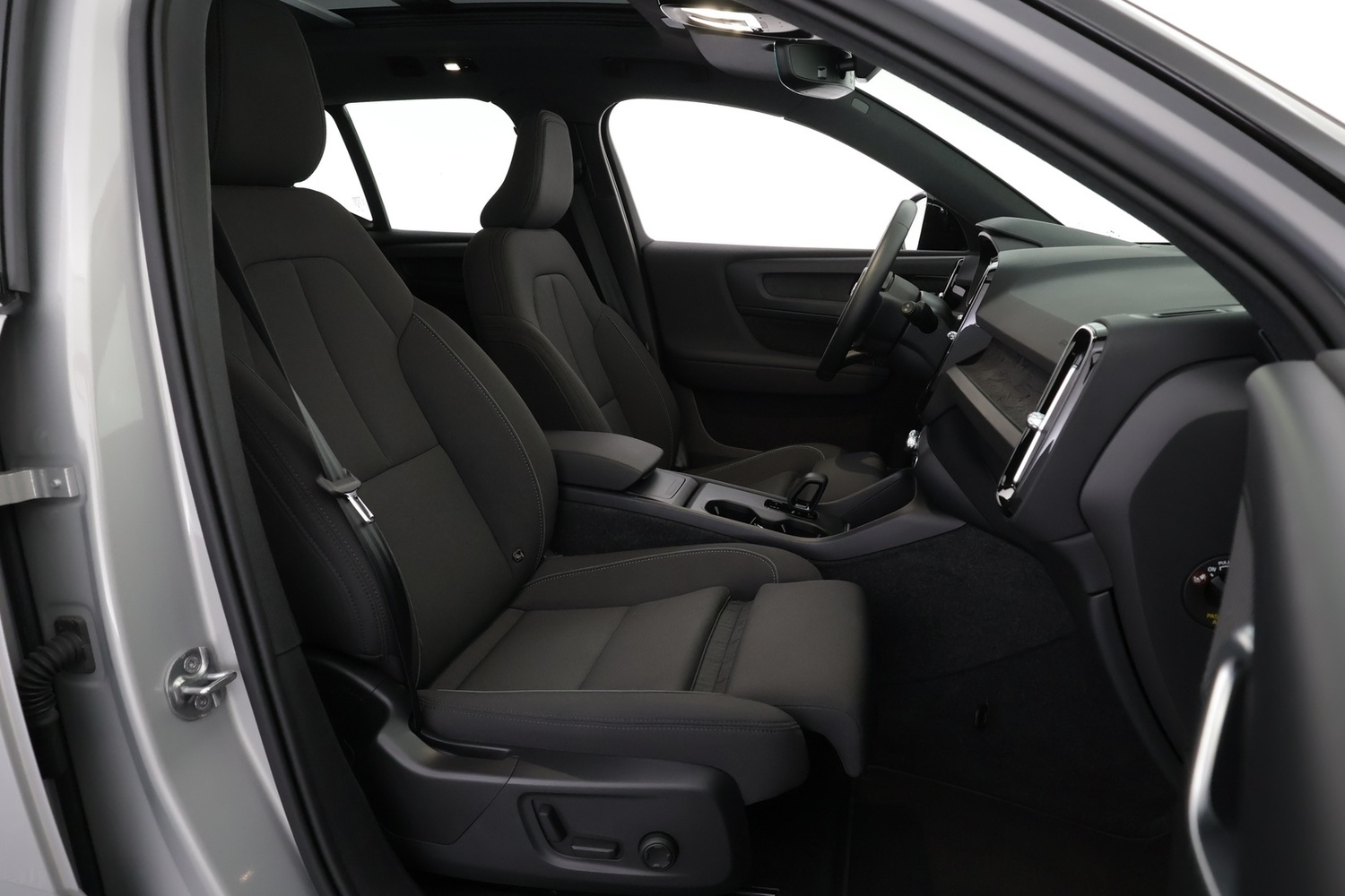 Volvo EX40 vaihtoauto