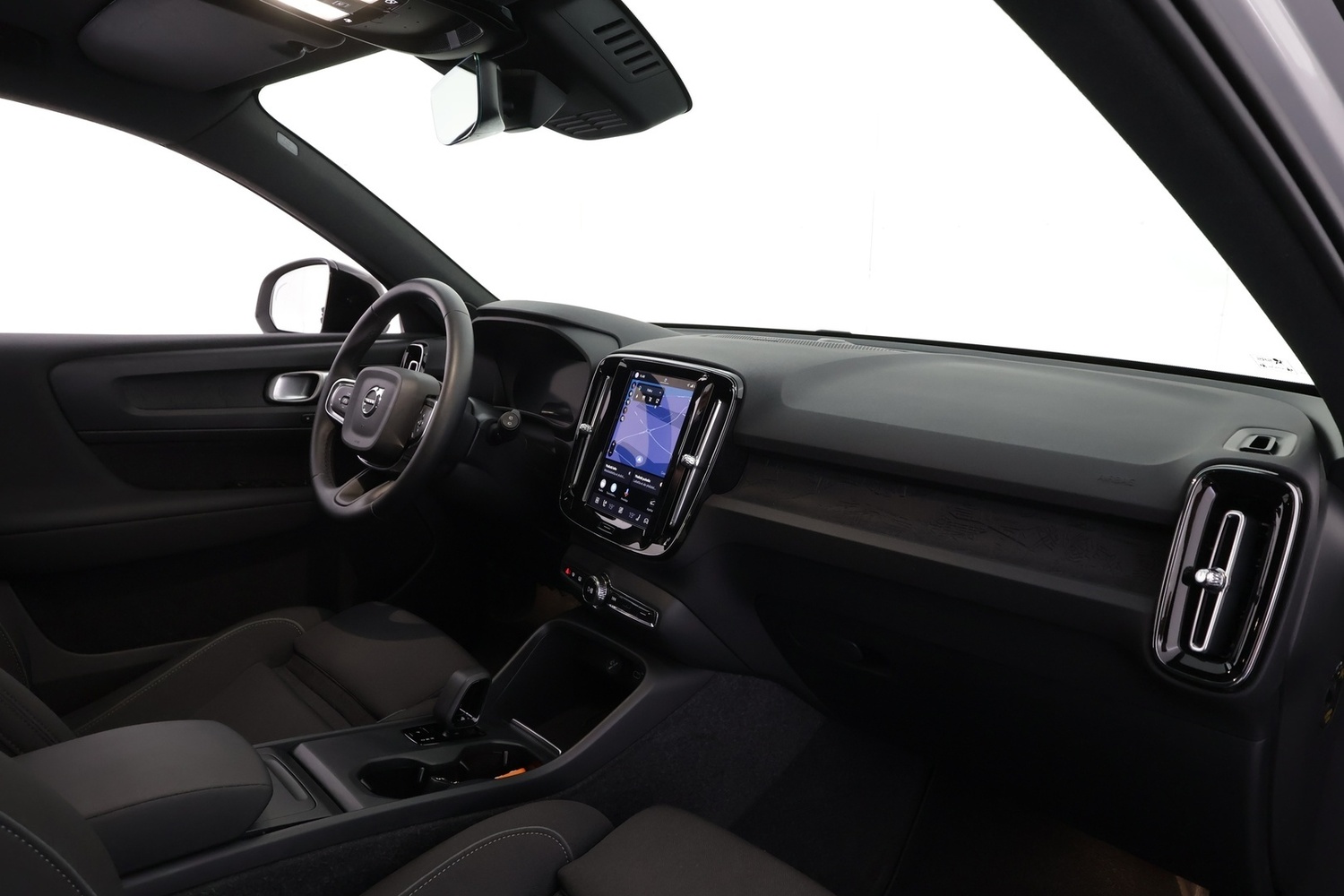 Volvo EX40 vaihtoauto