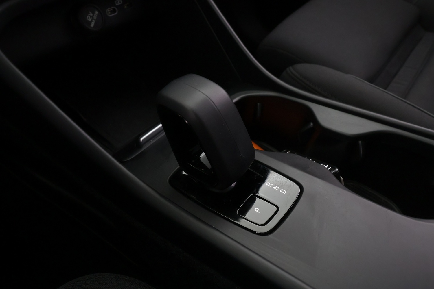 Volvo EX40 vaihtoauto