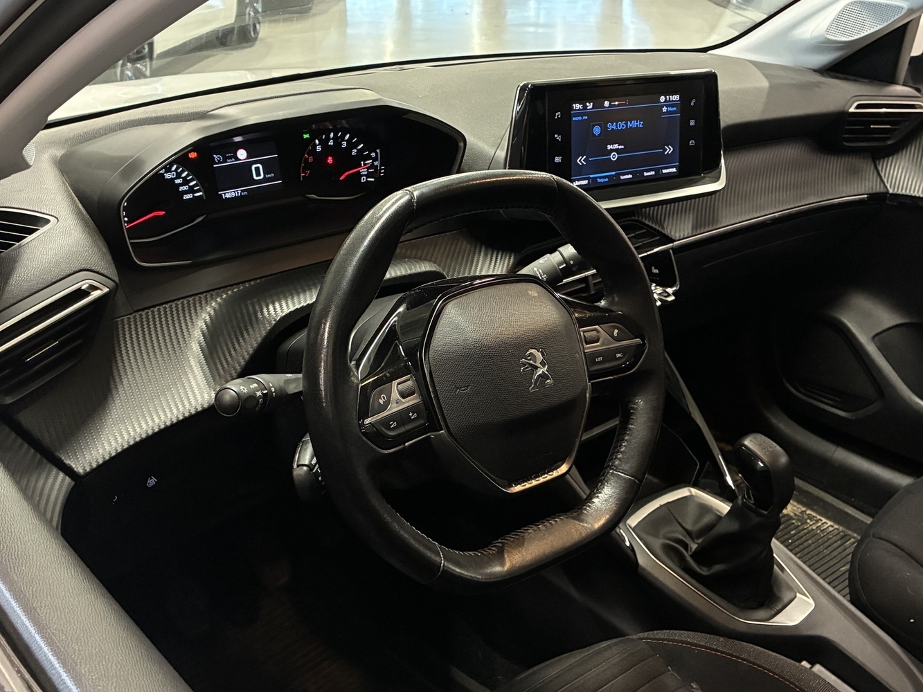 Peugeot 208 vaihtoauto