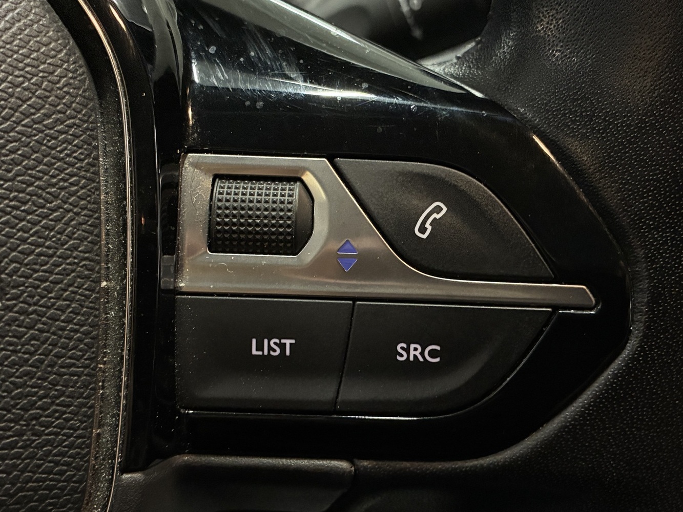 Peugeot 208 vaihtoauto