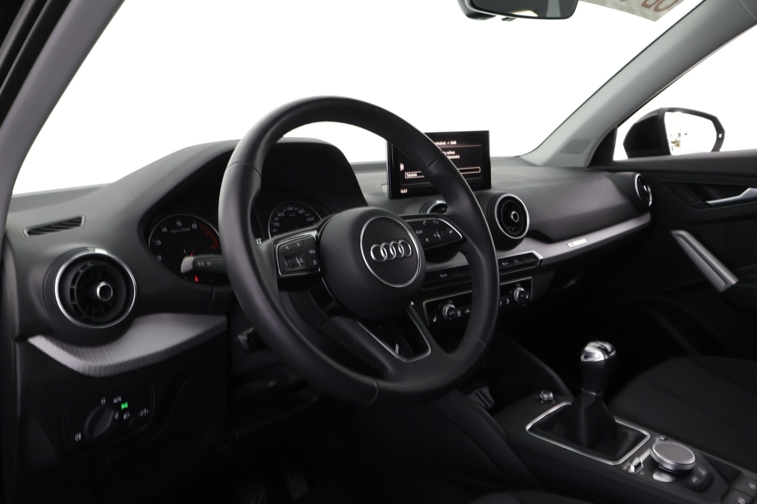 Audi Q2 vaihtoauto