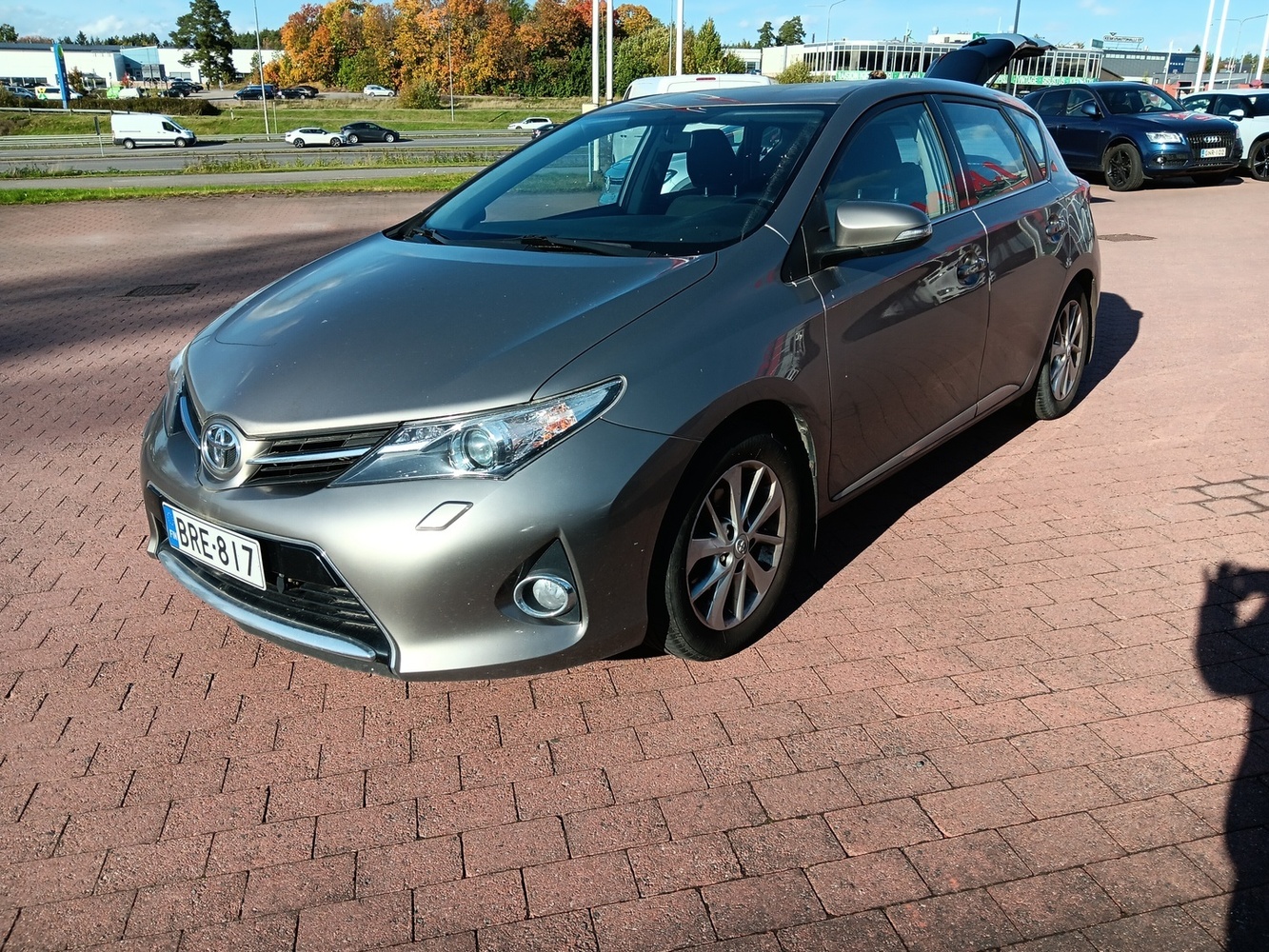 Toyota Auris vaihtoauto