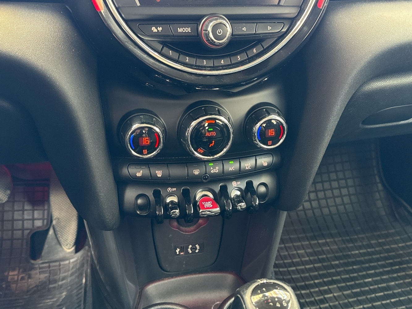 Mini Hatchback vaihtoauto