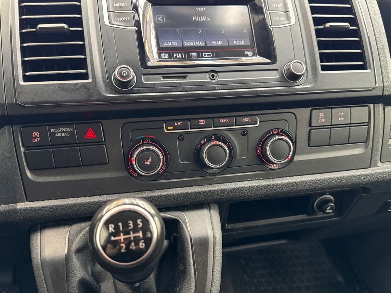 Volkswagen Caravelle vaihtoauto