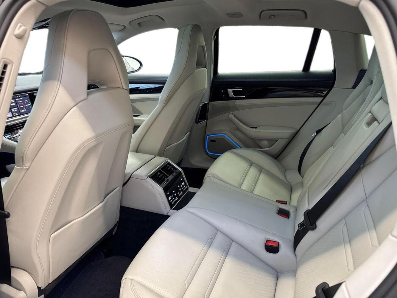 Porsche Panamera vaihtoauto