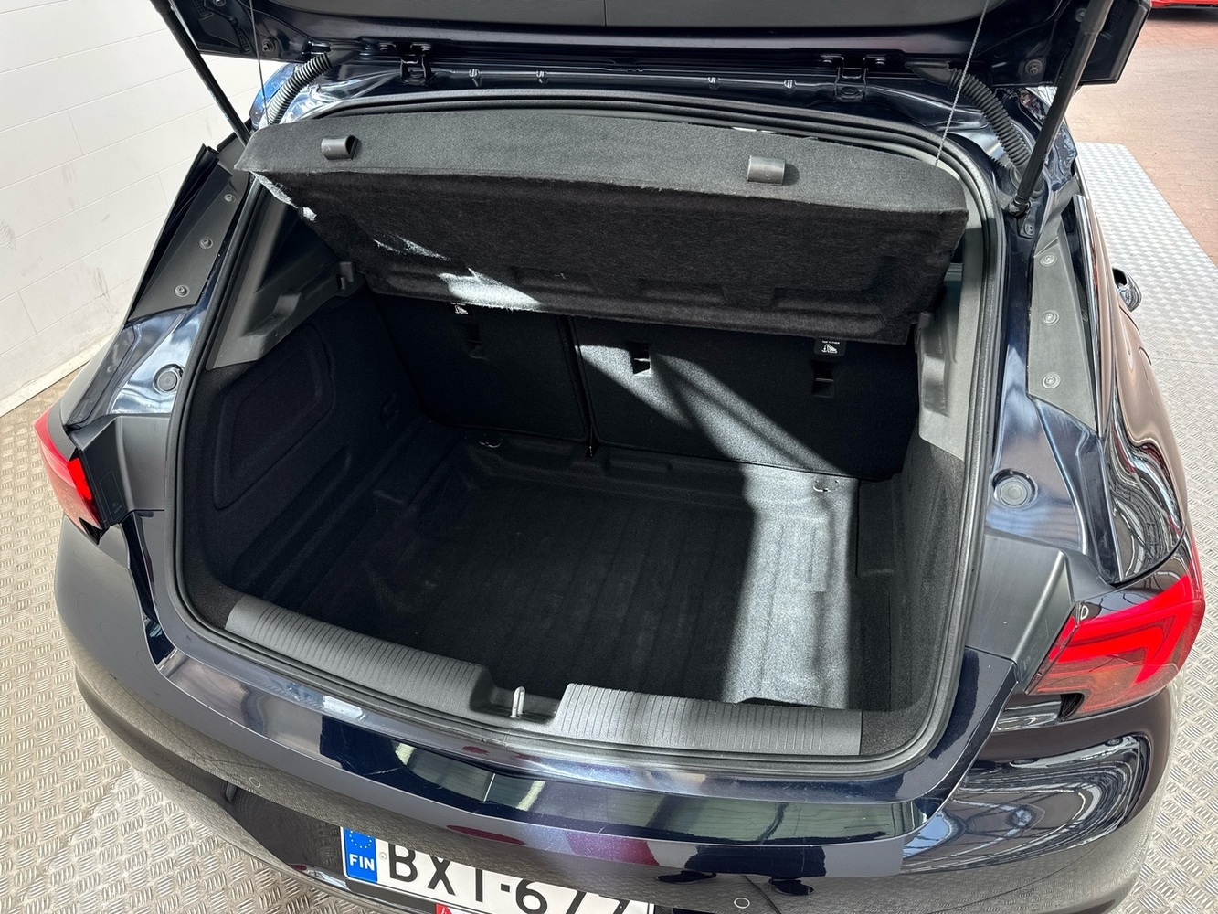 Opel Astra vaihtoauto