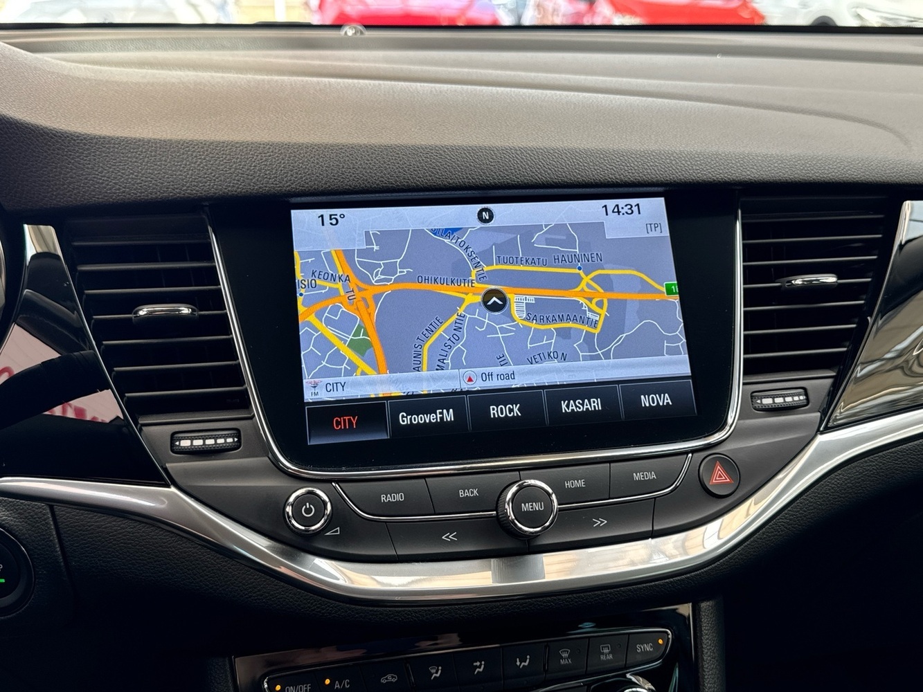 Opel Astra vaihtoauto