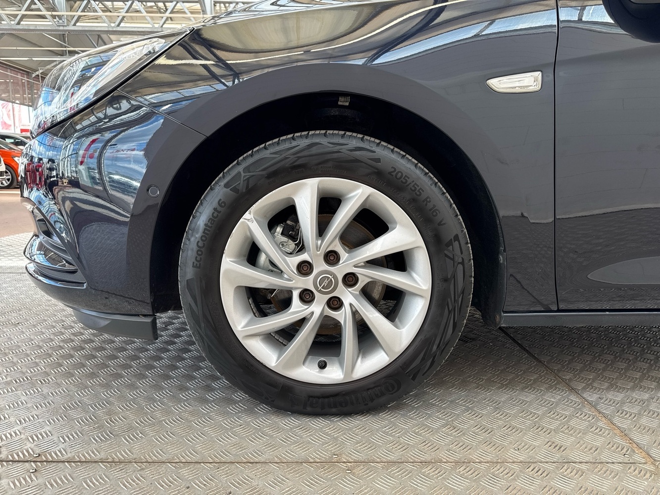 Opel Astra vaihtoauto