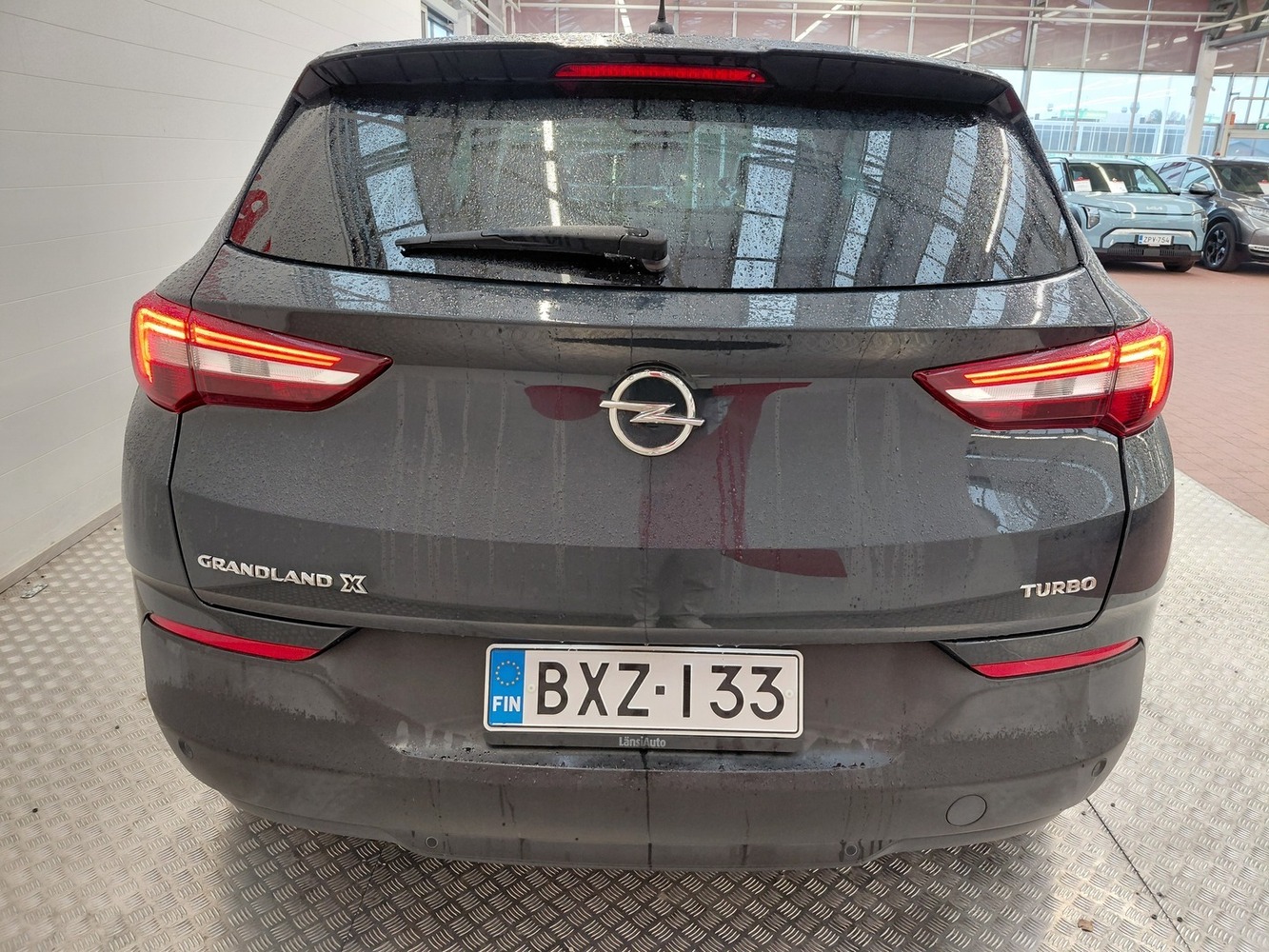 Opel Grandland X vaihtoauto