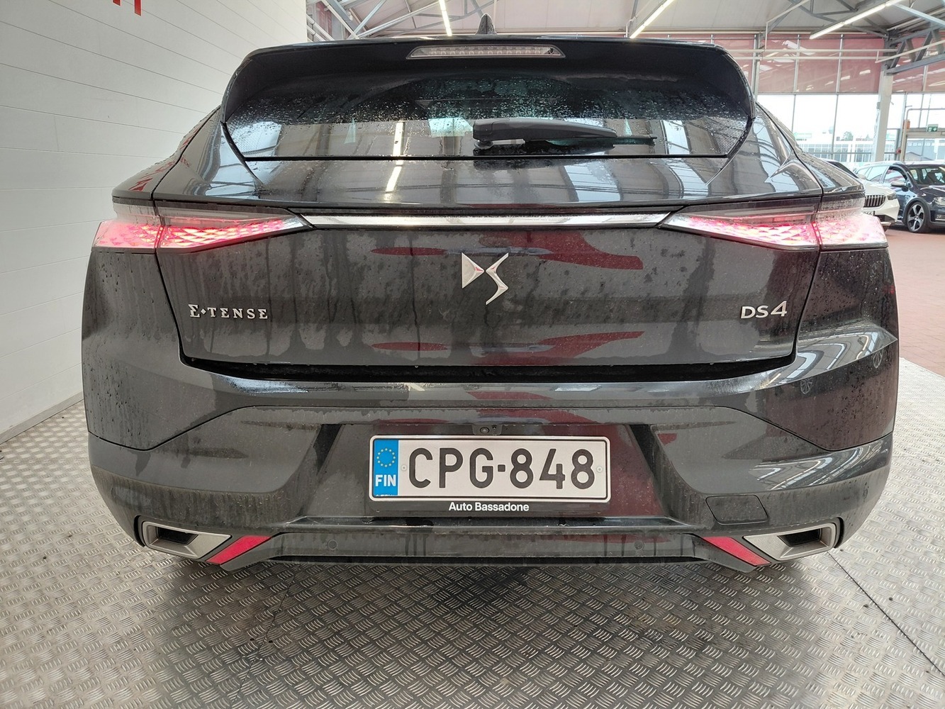 DS 4 vaihtoauto