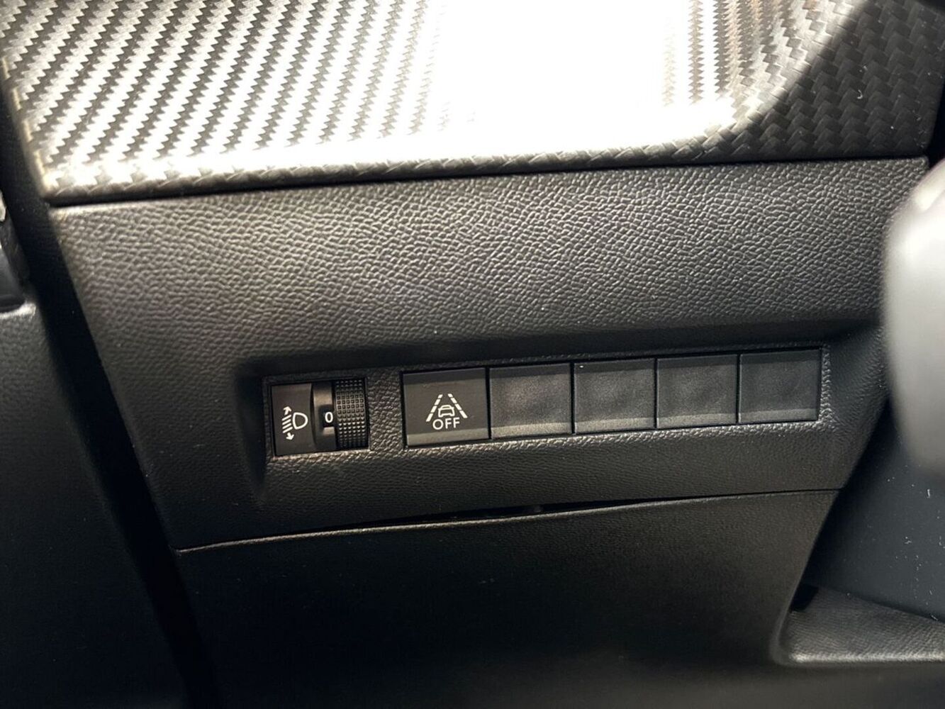 Peugeot e-2008 vaihtoauto