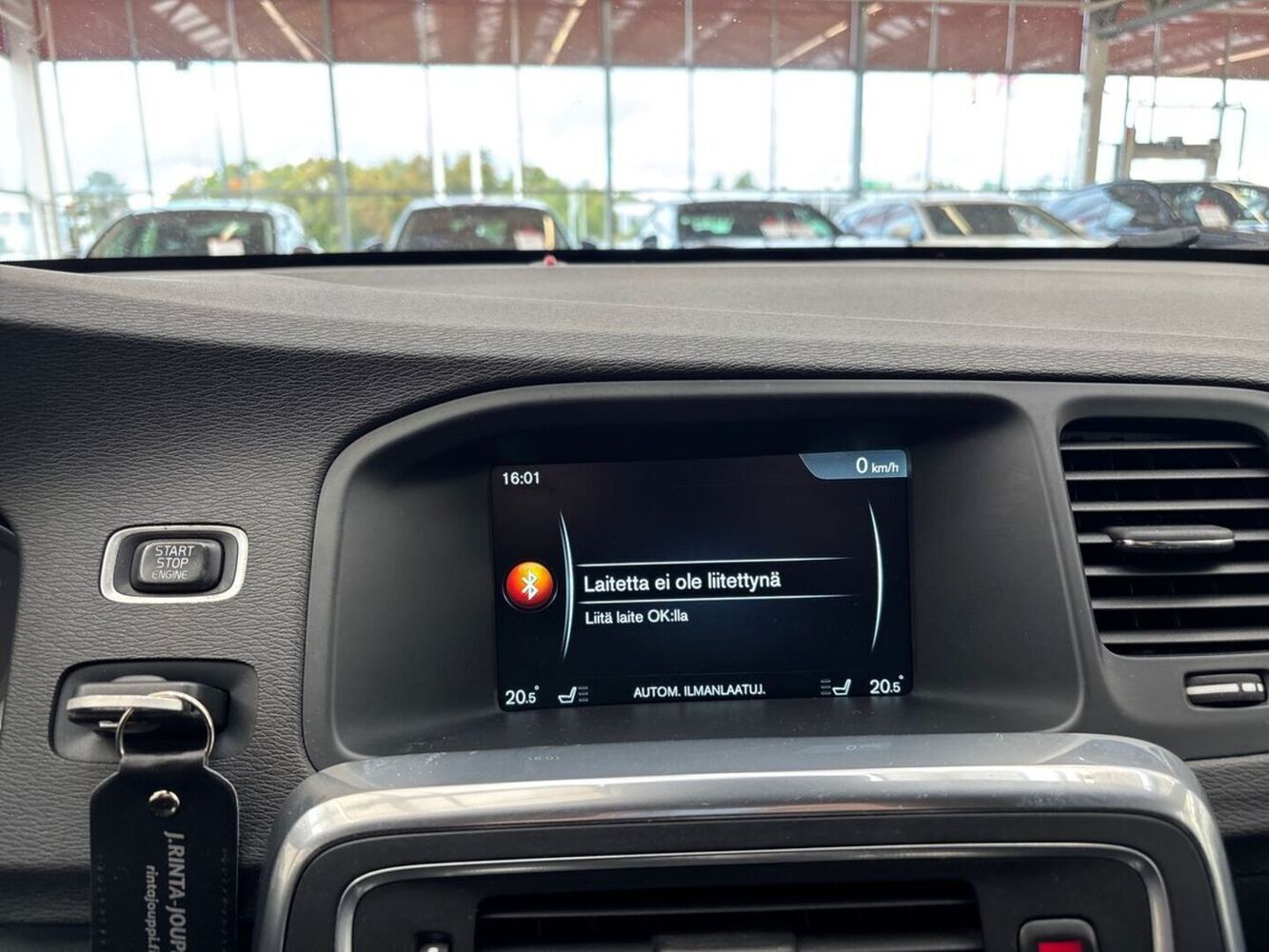 Volvo V60 vaihtoauto
