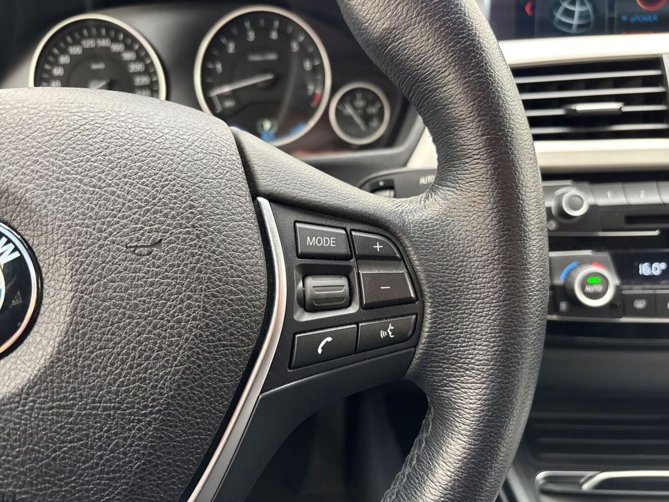 BMW 330 vaihtoauto