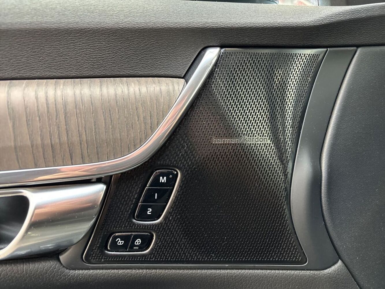 Volvo V90 Cross Country vaihtoauto