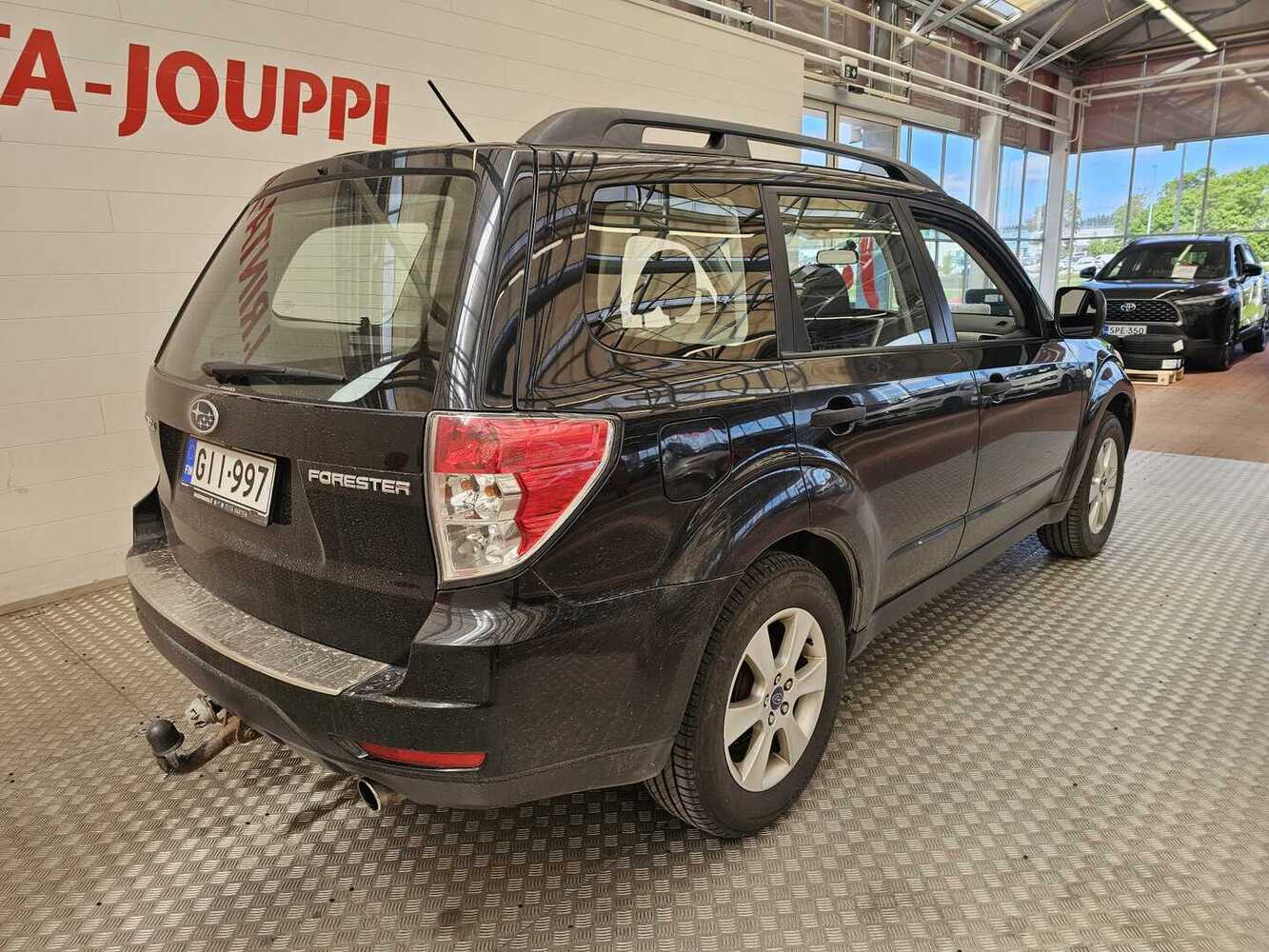 Subaru Forester vaihtoauto