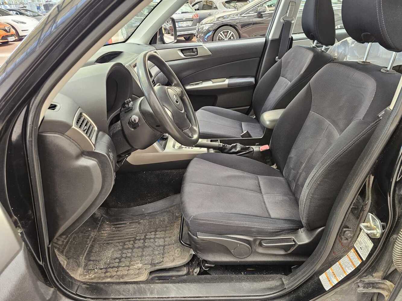 Subaru Forester vaihtoauto
