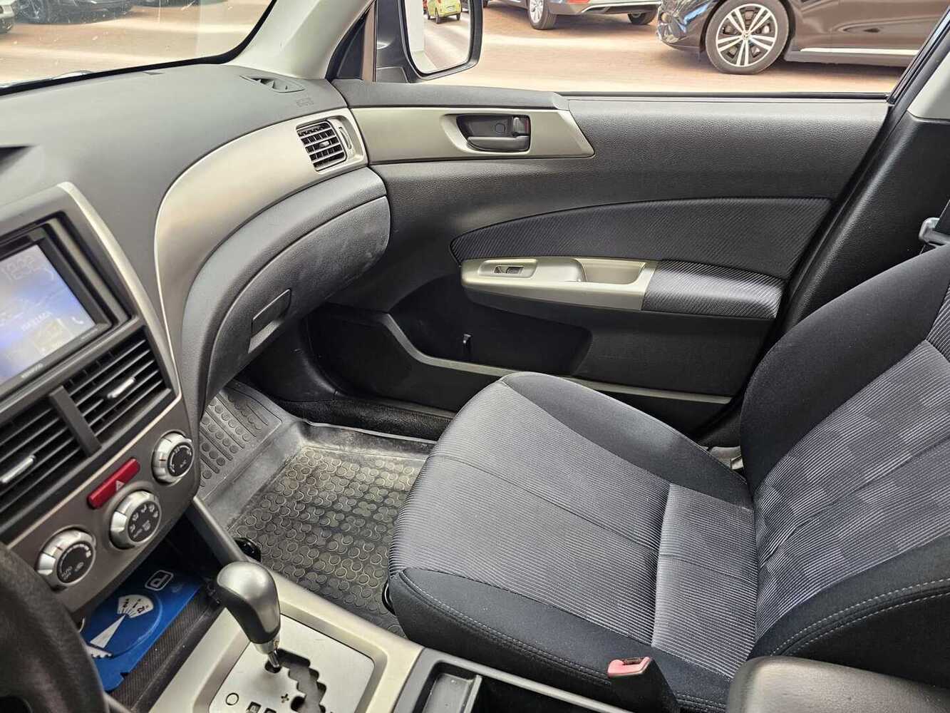 Subaru Forester vaihtoauto
