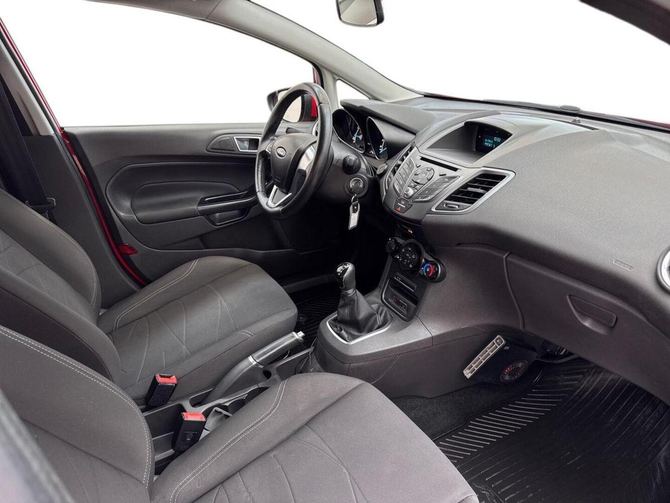 Ford Fiesta vaihtoauto