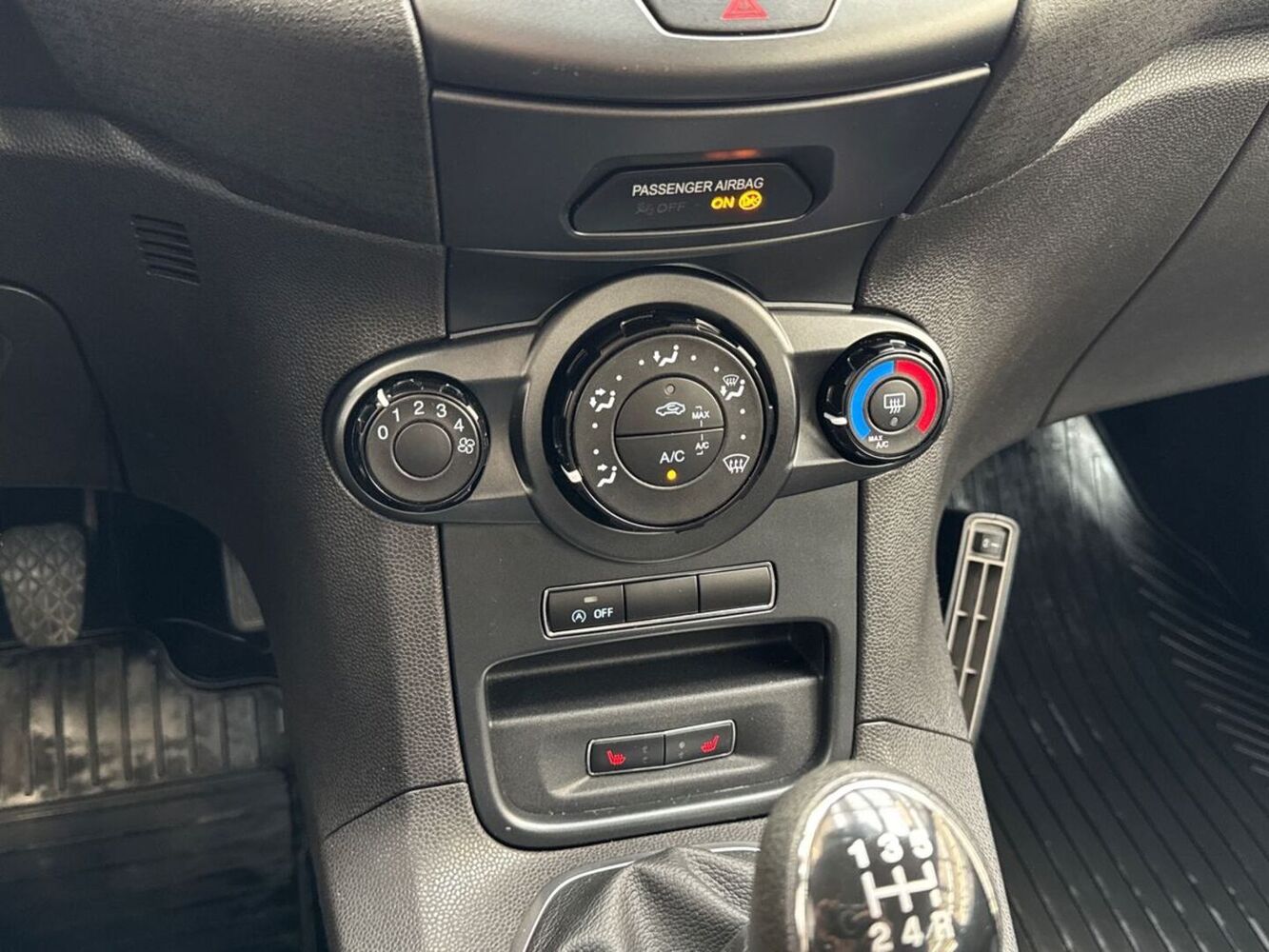Ford Fiesta vaihtoauto