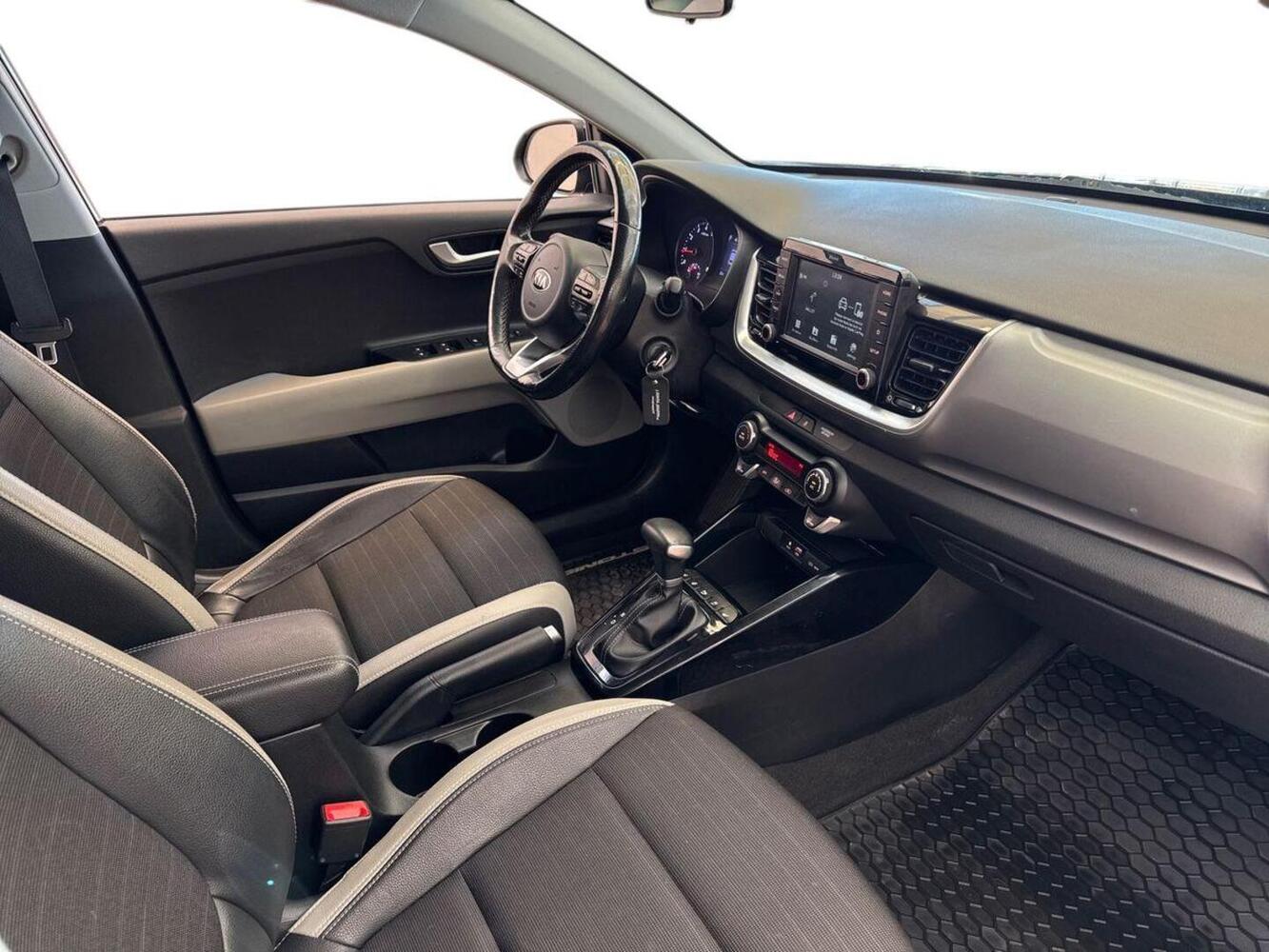 Kia Stonic vaihtoauto