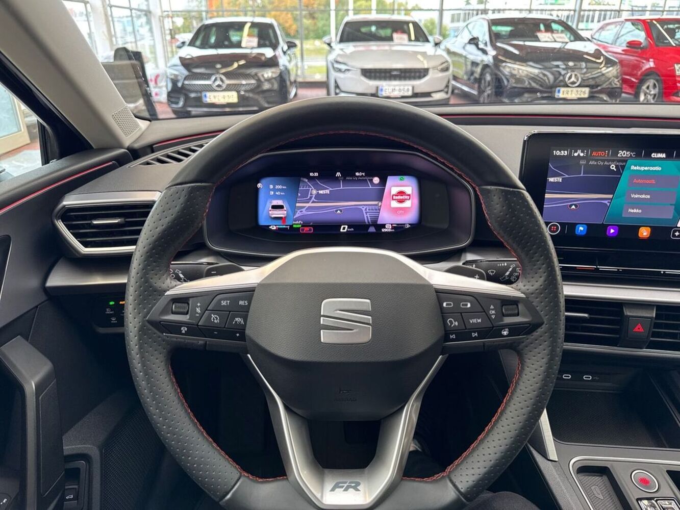 SEAT Leon Sportstourer vaihtoauto