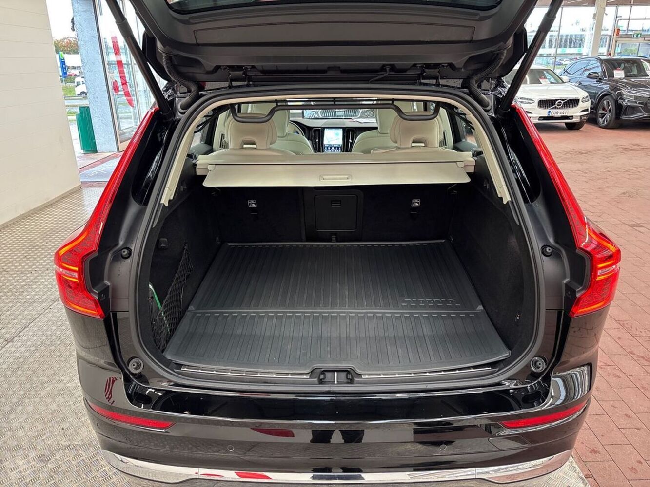 Volvo XC60 vaihtoauto