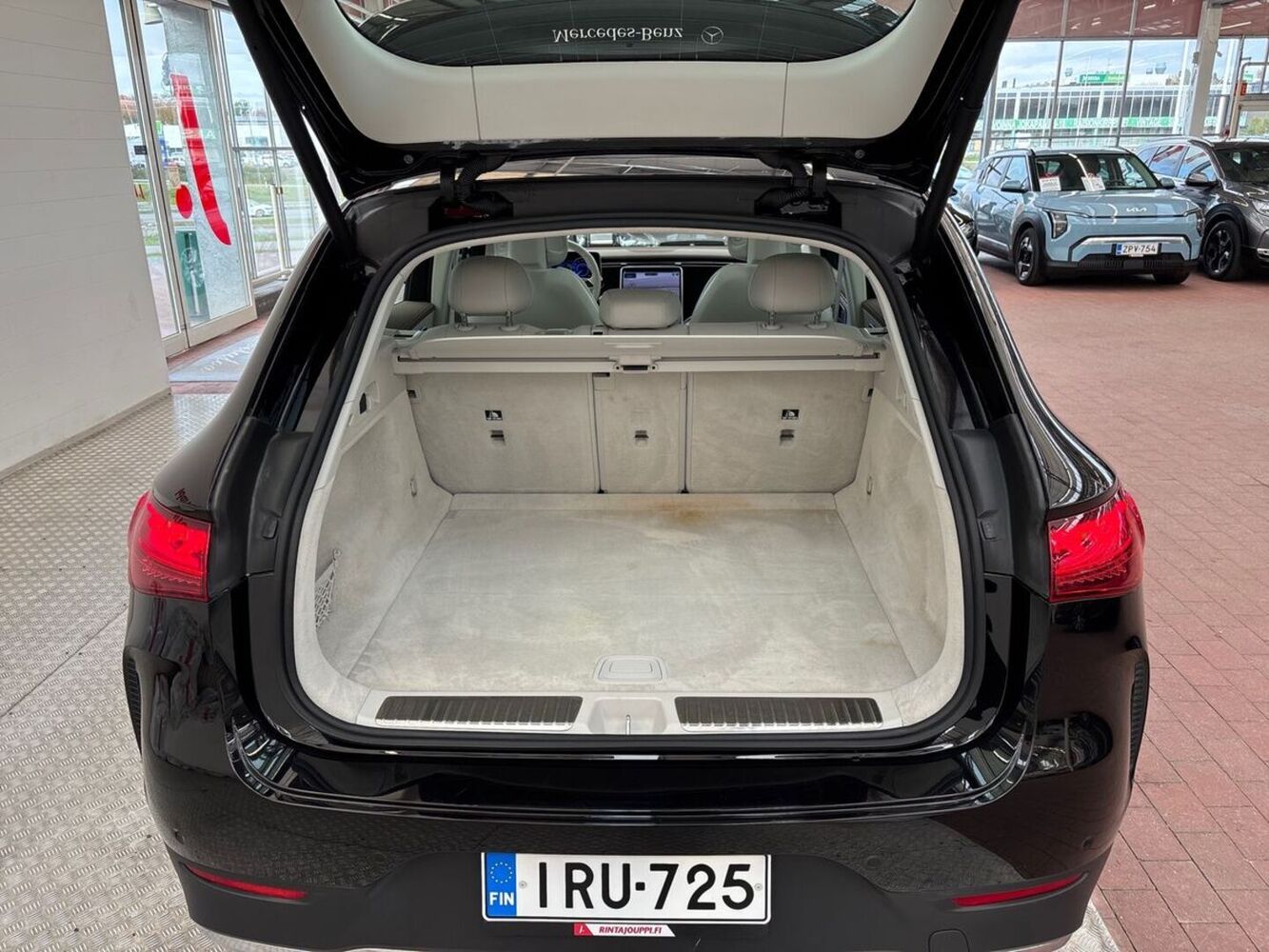 Mercedes-Benz EQE vaihtoauto