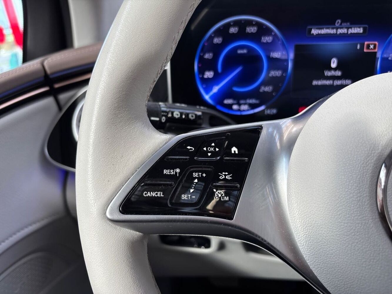 Mercedes-Benz EQE vaihtoauto