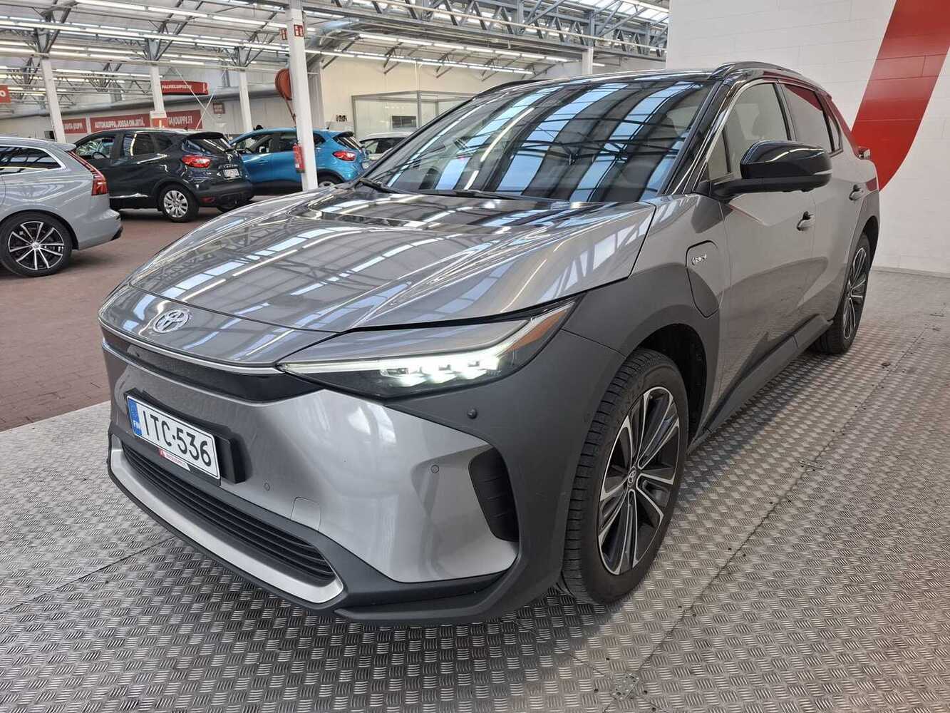 Toyota bZ4X vaihtoauto