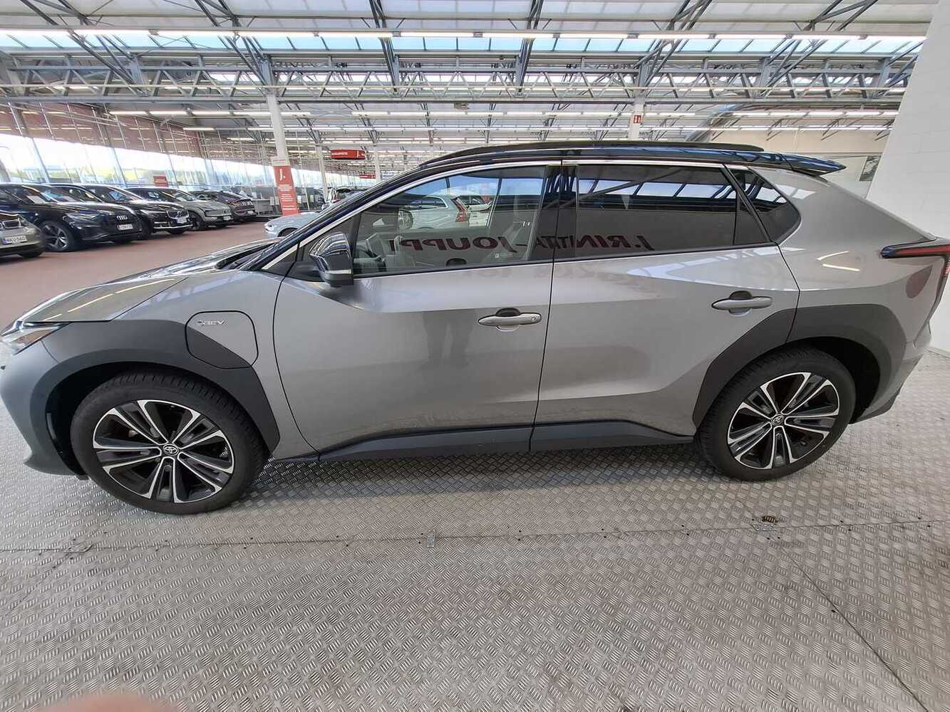 Toyota bZ4X vaihtoauto