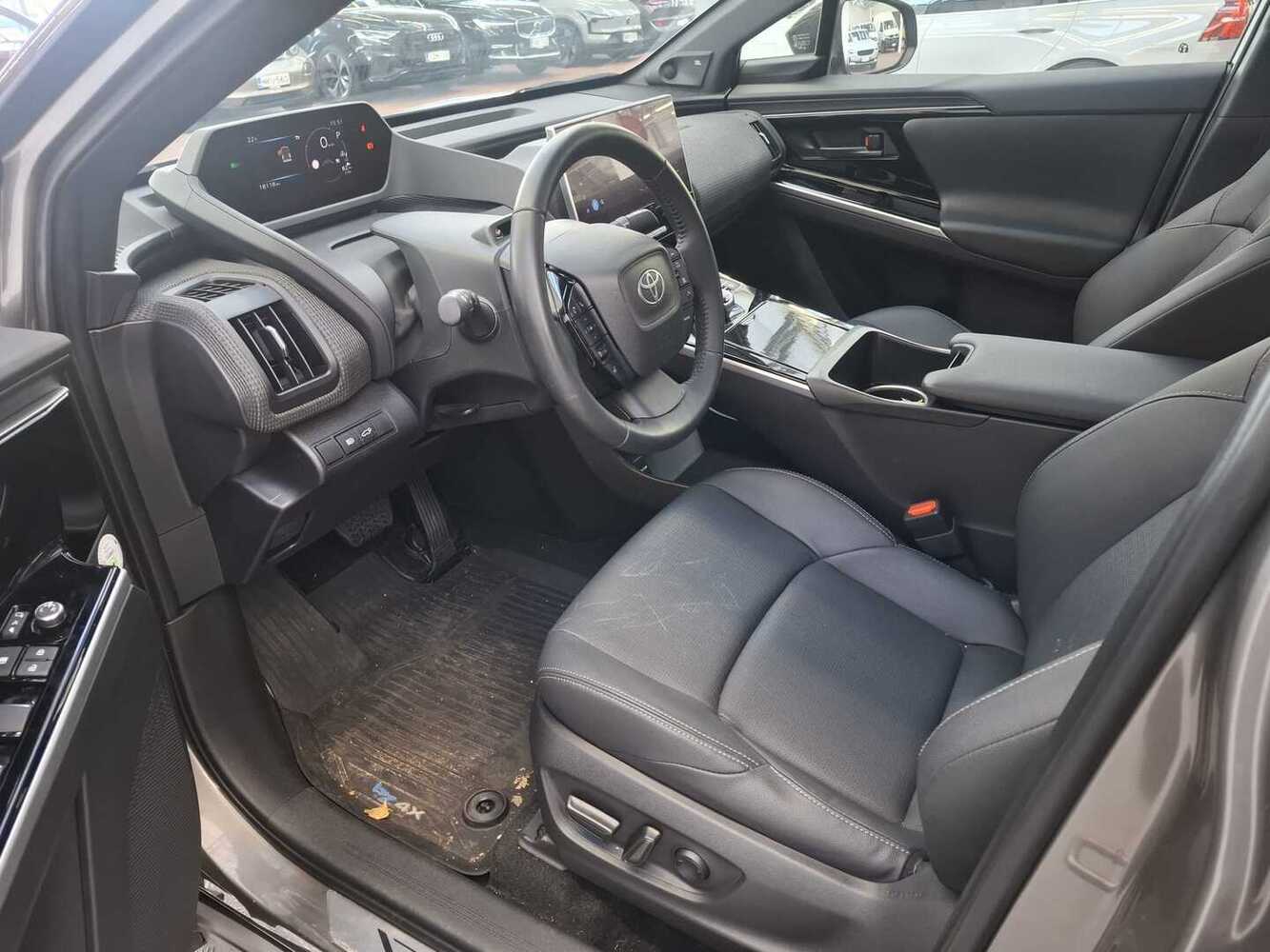 Toyota bZ4X vaihtoauto