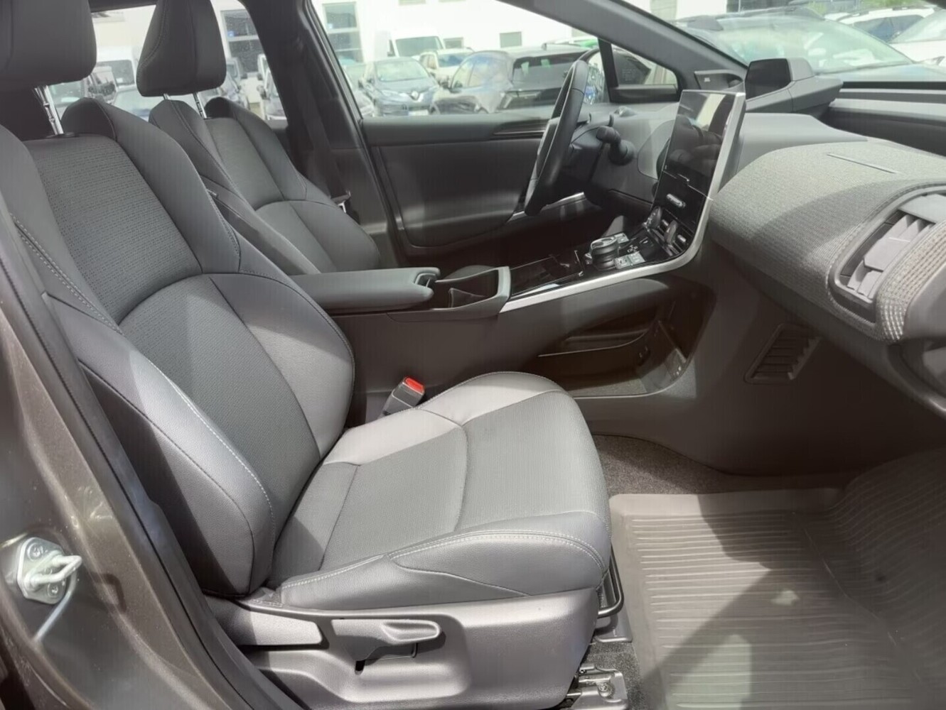 Toyota bZ4X vaihtoauto