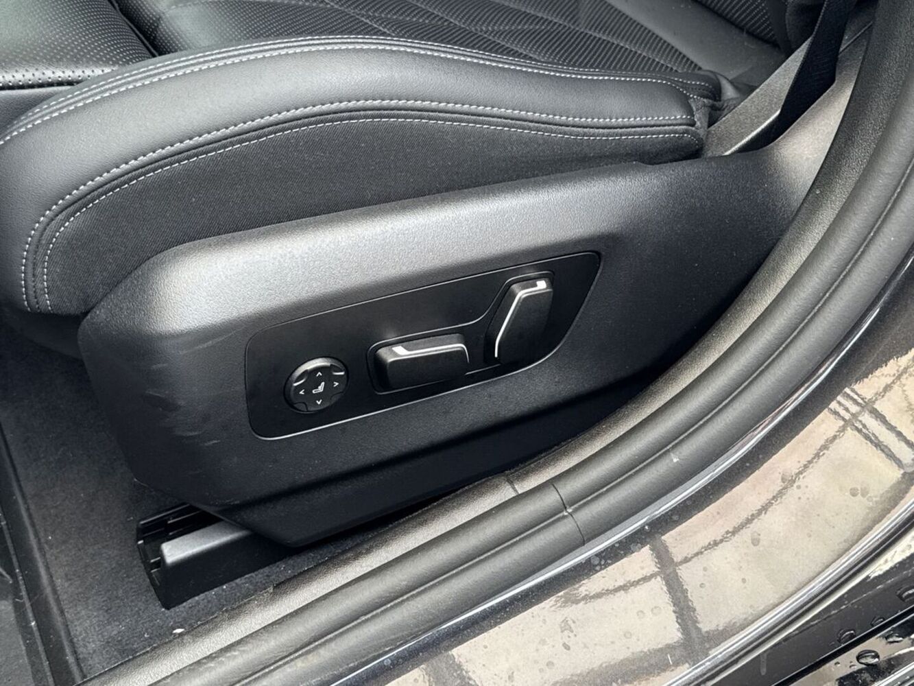 BMW i5 vaihtoauto