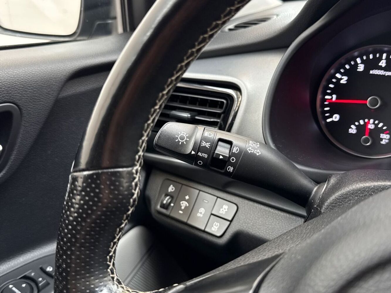 Kia Stonic vaihtoauto